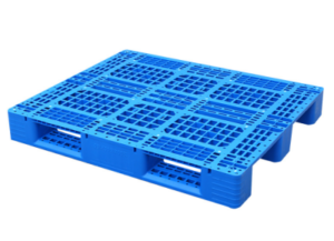 racking plastic pallets